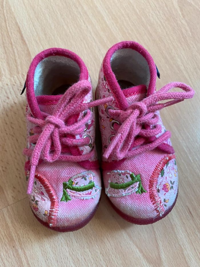 Jolie paire de chaussons roses Bellamy T. 20 fille - photo numéro 2