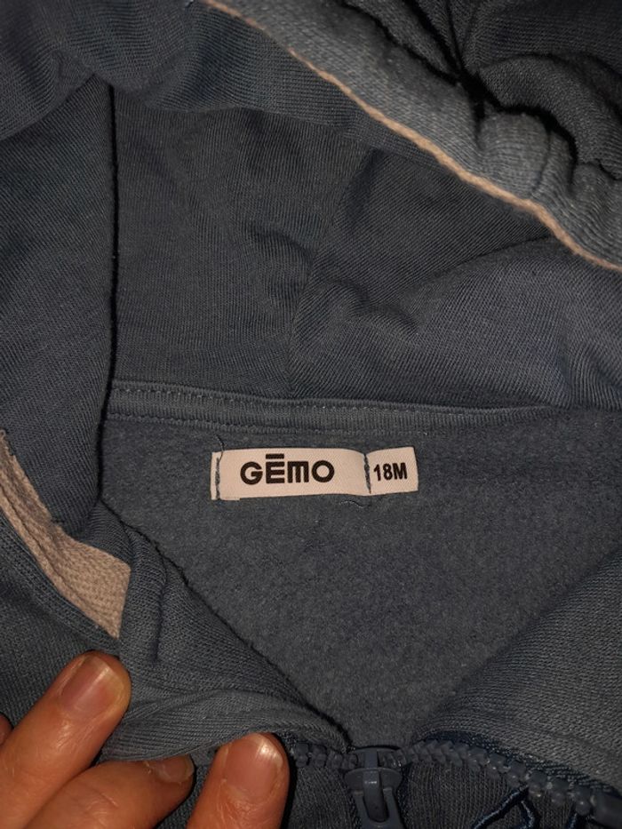 2gilets avec capuche 18 et 24mois Gémo - photo numéro 4