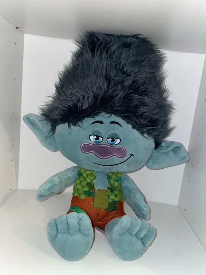 Pouluche branche des trolls