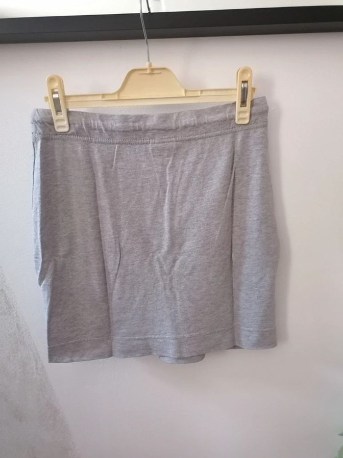 Jupe tee-shirt H&M XS ou 14ans ado - photo numéro 7