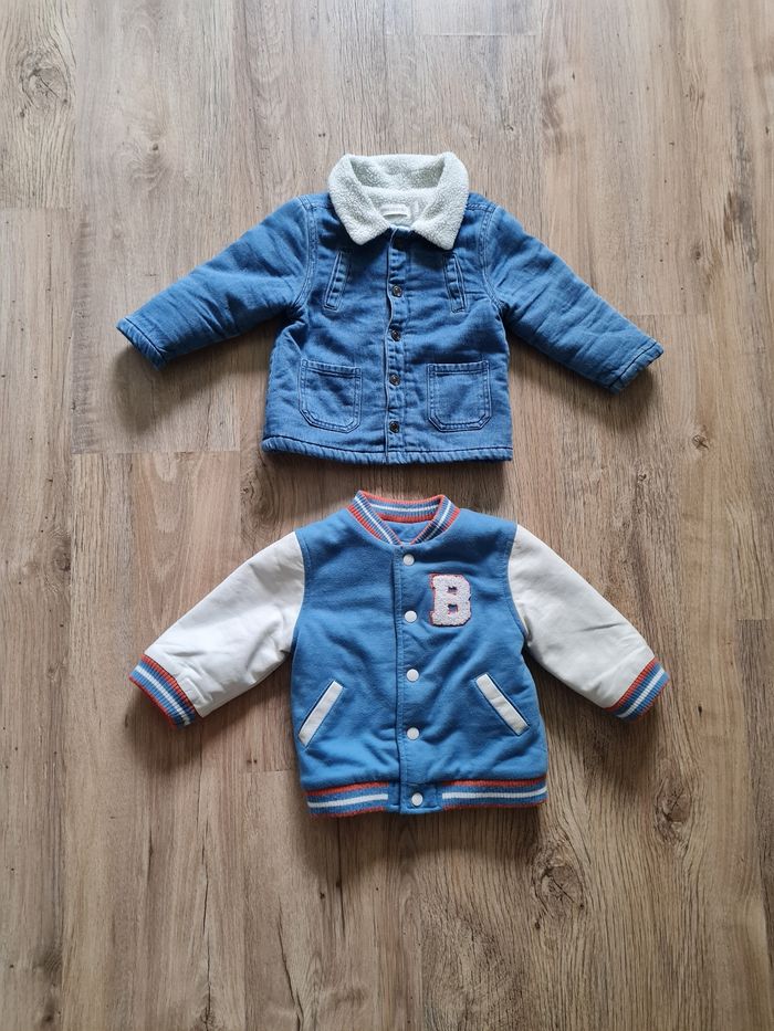 2 blousons garçon 12 mois