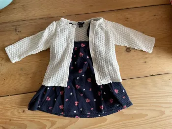 Ensemble robe et gilet 3 mois