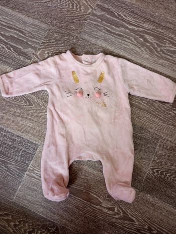 Pyjama rose Kiabi 1 mois