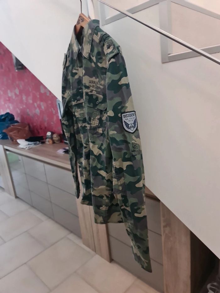 Chemise Dissident neuve taille M - photo numéro 4