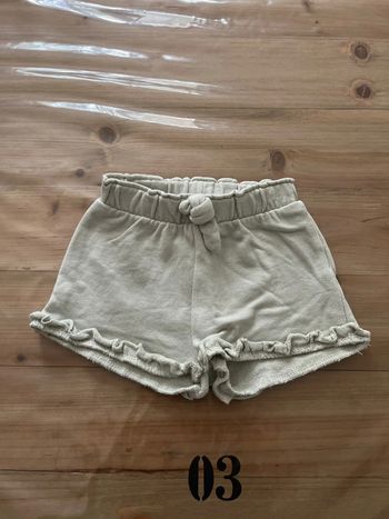 Short vert amande Kiabi 18 mois