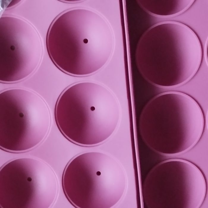 Moule silicone à cake pops Neuf - photo numéro 8