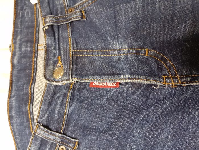 Lot de 2 jeans dsquared en très bon état - photo numéro 10