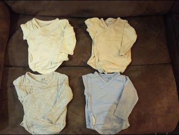 Lot de 4 bodies croisés manches longues H&M