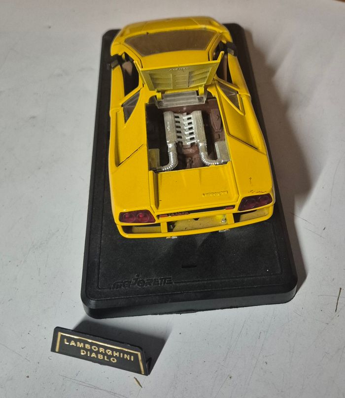 Voiture miniature majorette Lamborghini diablo 1/24 - photo numéro 5