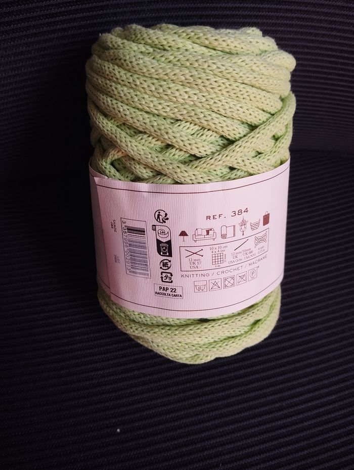 * 1 pelote vert pomme Eco Vita 12 par DMC - photo numéro 2