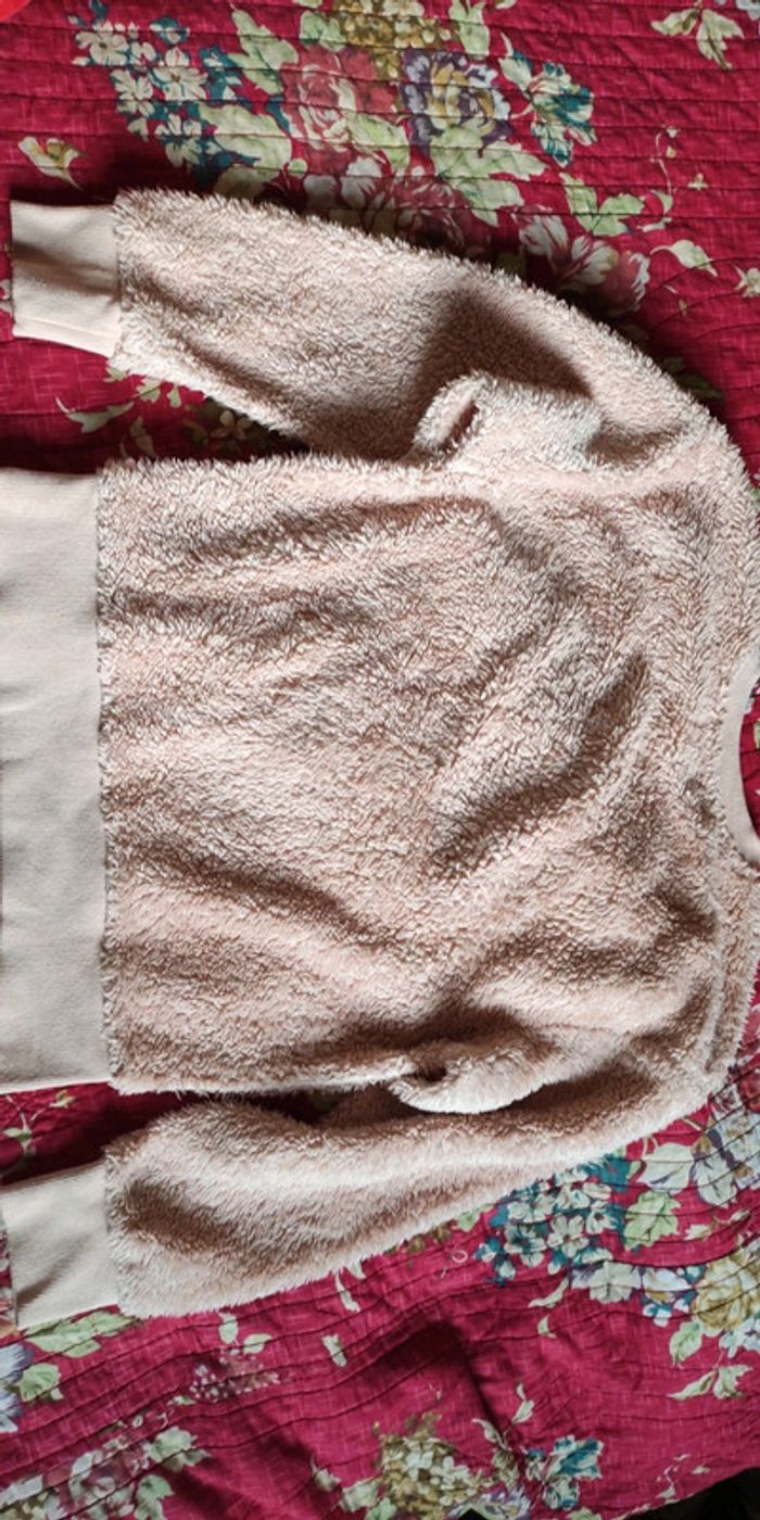 Pull Jennyfer taille xs - photo numéro 3