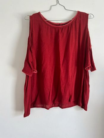 T’shirt épaule dénudée