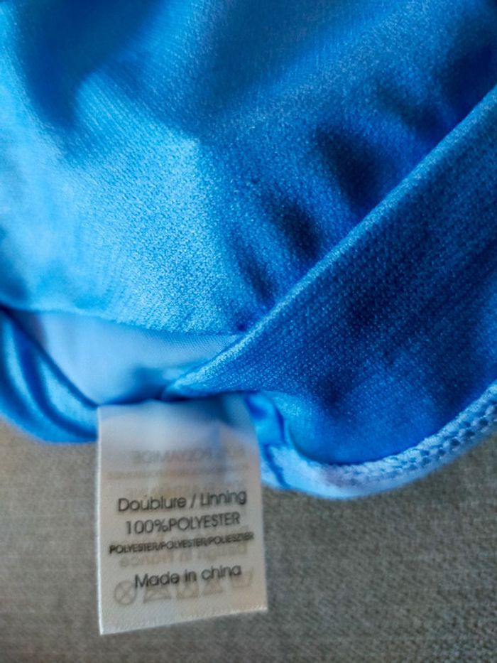 Haut de bikini bleu croisé – Taille 38 : équiv. 90B – Neuf sans étiquette - photo numéro 7