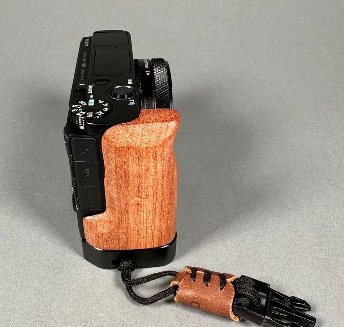 SONY Cyber-shot DSC-RX100 VII M7 Appareil photo numérique Zeiss avec grand pack d'accessoires - photo numéro 7