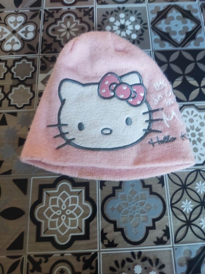 Bonnet - photo numéro 2