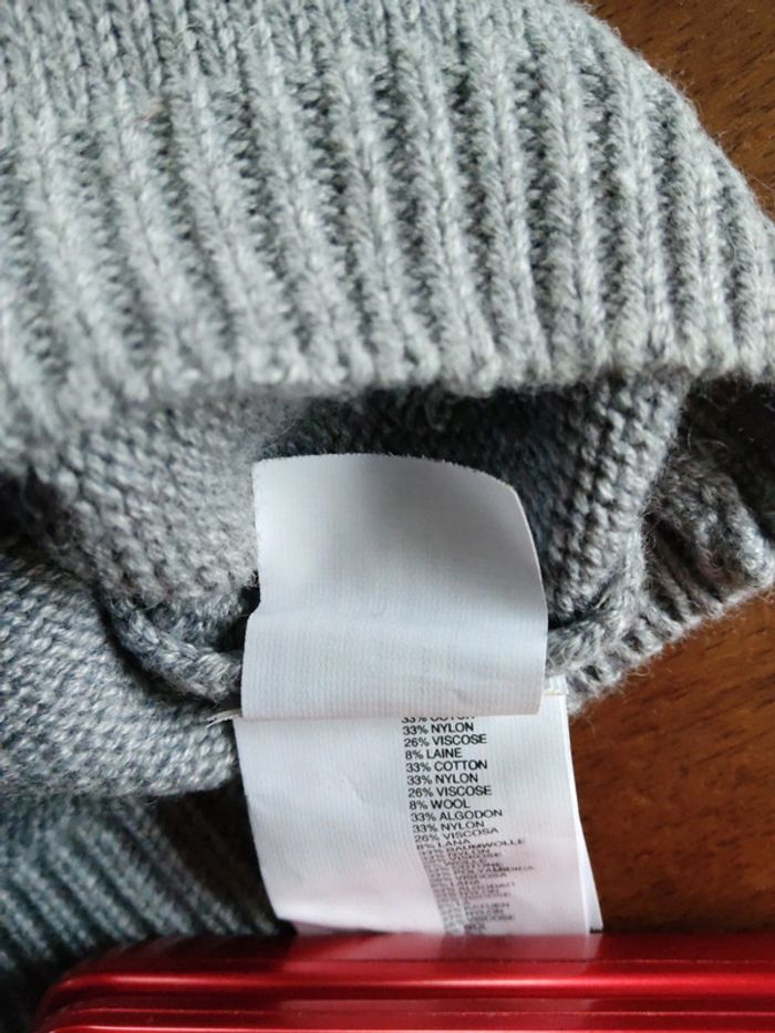 Pull neuf - photo numéro 4