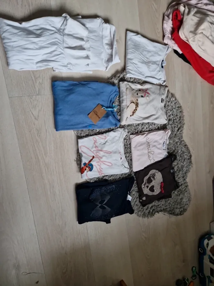 Lot de tee shirts manches longues