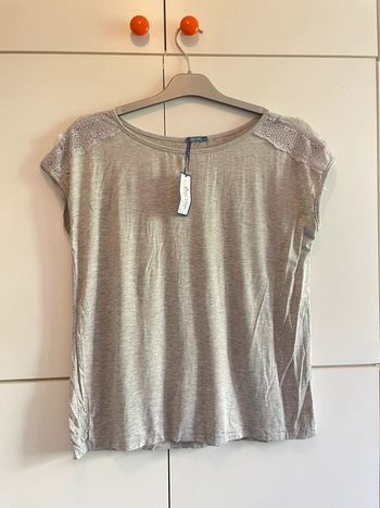 T-shirt gris taille XL imprévu