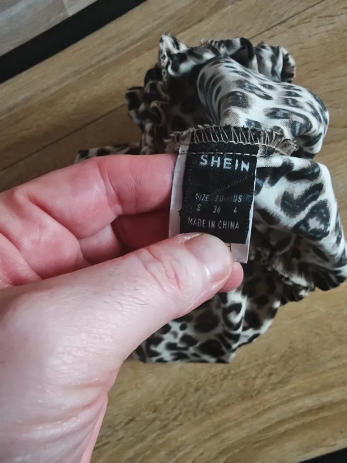 Short femme taille 36 - photo numéro 2