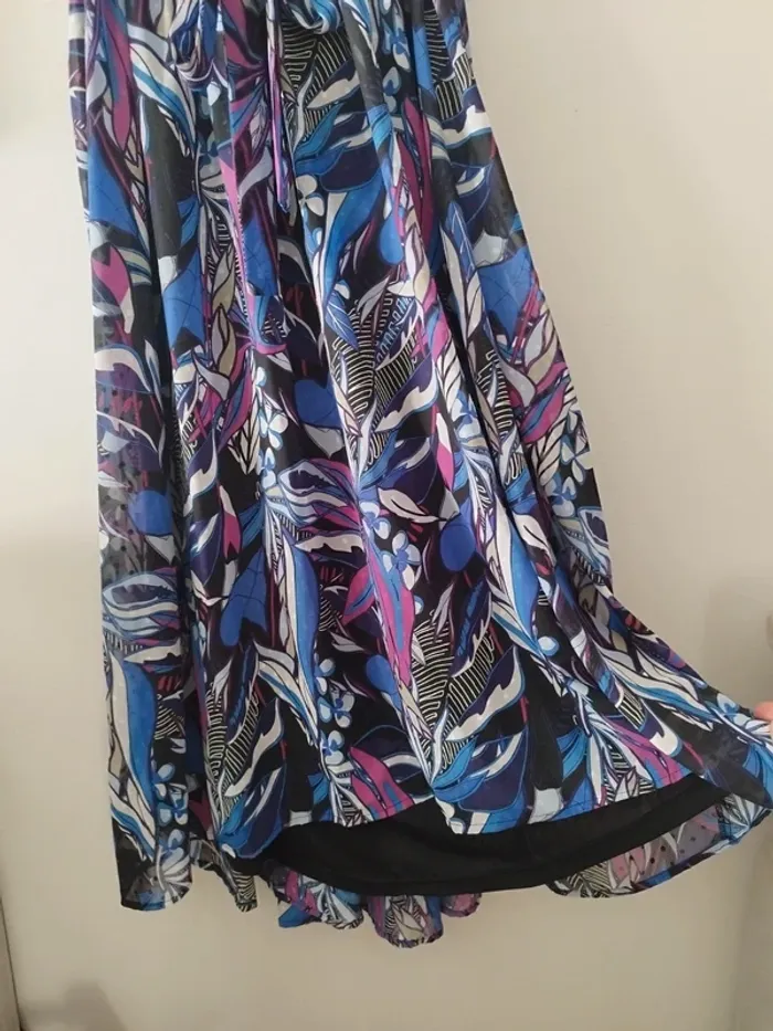 Jolie robe longue femme neuve - photo numéro 3