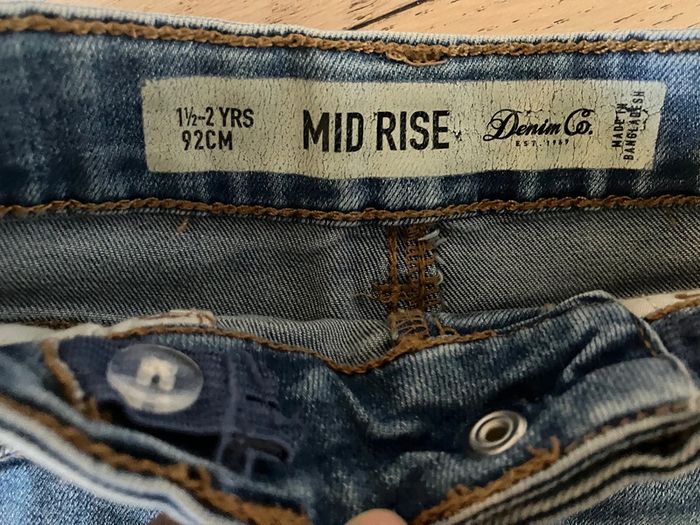 Ensemble blouse à bretelles + short en jeans 2-3ans H&M - photo numéro 8