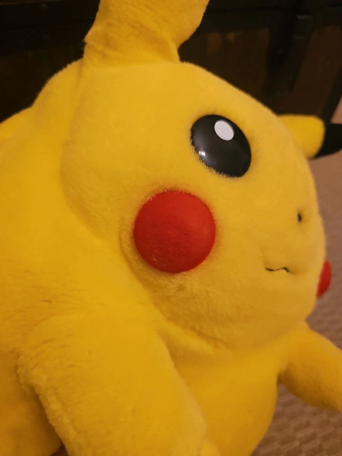 Sac à dos peluche pikachu Nintendo tomy - photo numéro 3