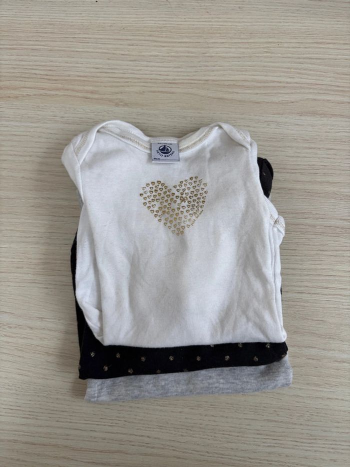 Lot de 3 bodies Petit bateau avec détail doré