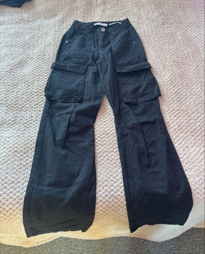 Pantalon TAILLE 32 Bershka - photo numéro 4