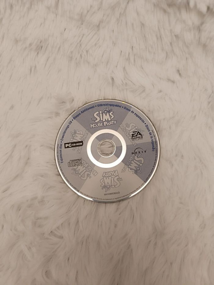 Jeu pc Extension Les Sims House Party - photo numéro 2
