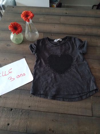 T shirt gris h&m fille 2 a 4 ans