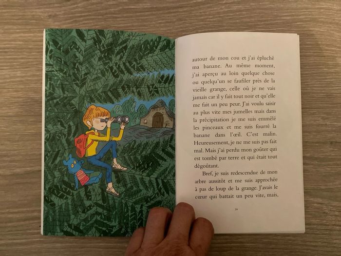 Livre Au service secret de sa mémé - photo numéro 3