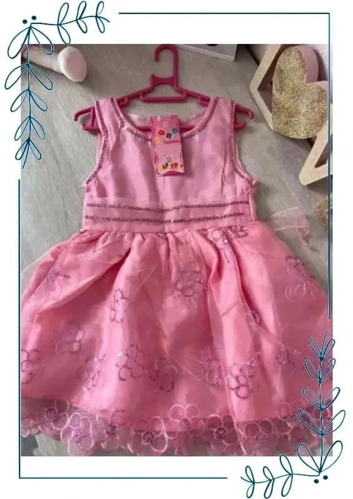 🌺Superbe robe de princesse, sequins 2 ans neuve 🌺 - photo numéro 2