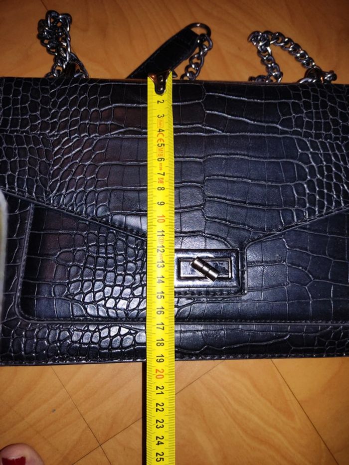 Sac a main rigide boucle et croco - photo numéro 16