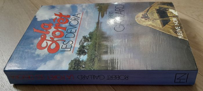 le forêt les devora - robert gaillard roman - photo numéro 2