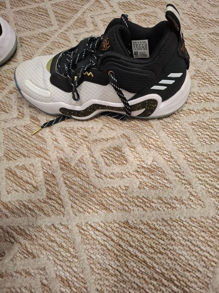 Baskets adidas - photo numéro 4