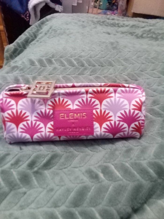 Elemis trousse - photo numéro 5