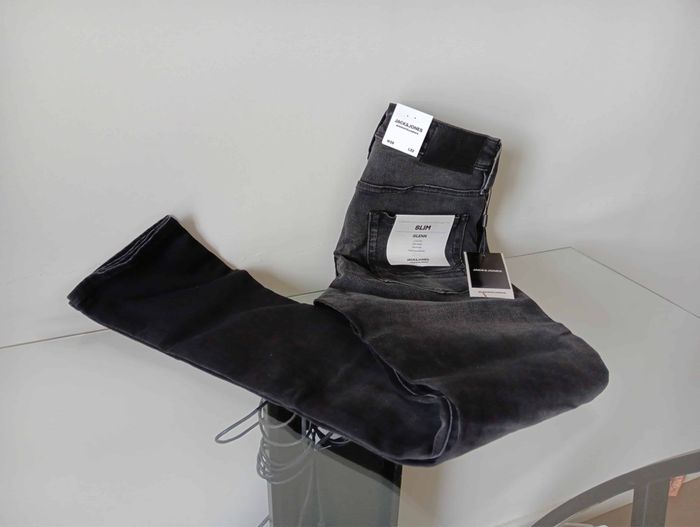 Jeans Jack & Jones neuf avec étiquette
