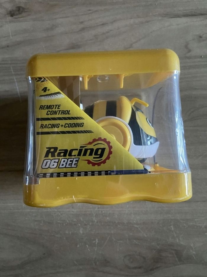 Chenille racing caterpillar jaune - photo numéro 3