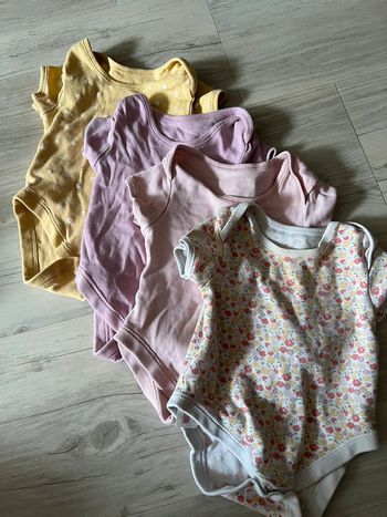 Lot body bébé manche courte