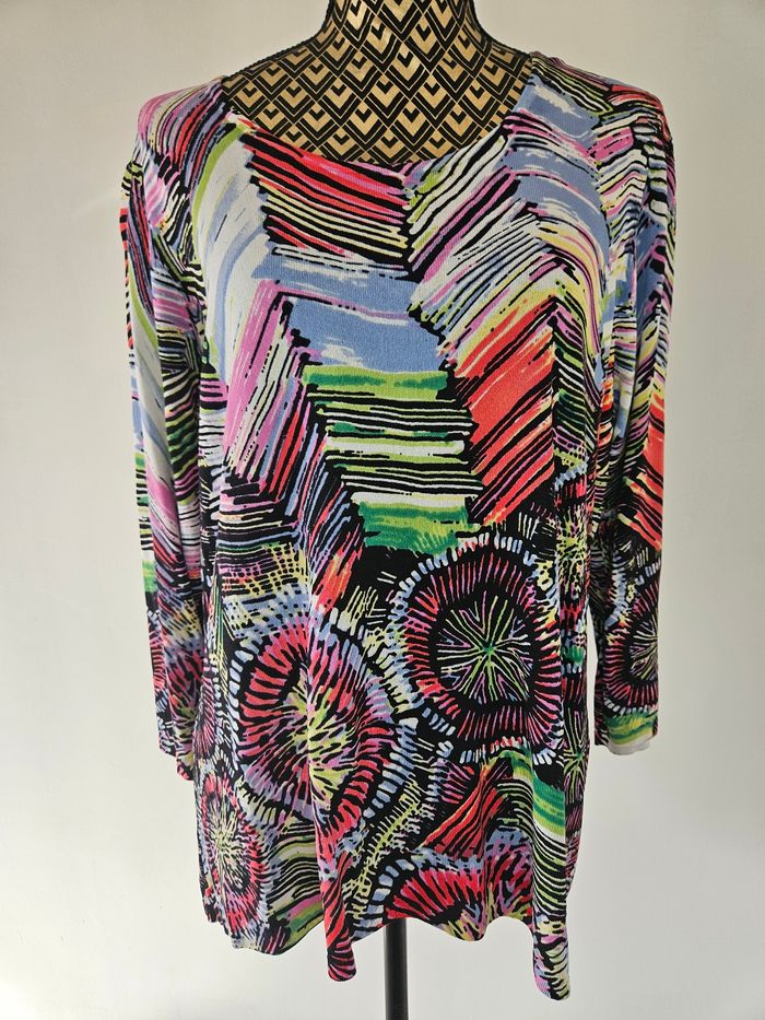 Pull coloré - Chritsine Laure - Taille 5