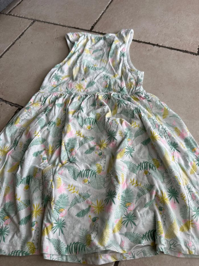 Robe Kiabi 10 ans - photo numéro 6