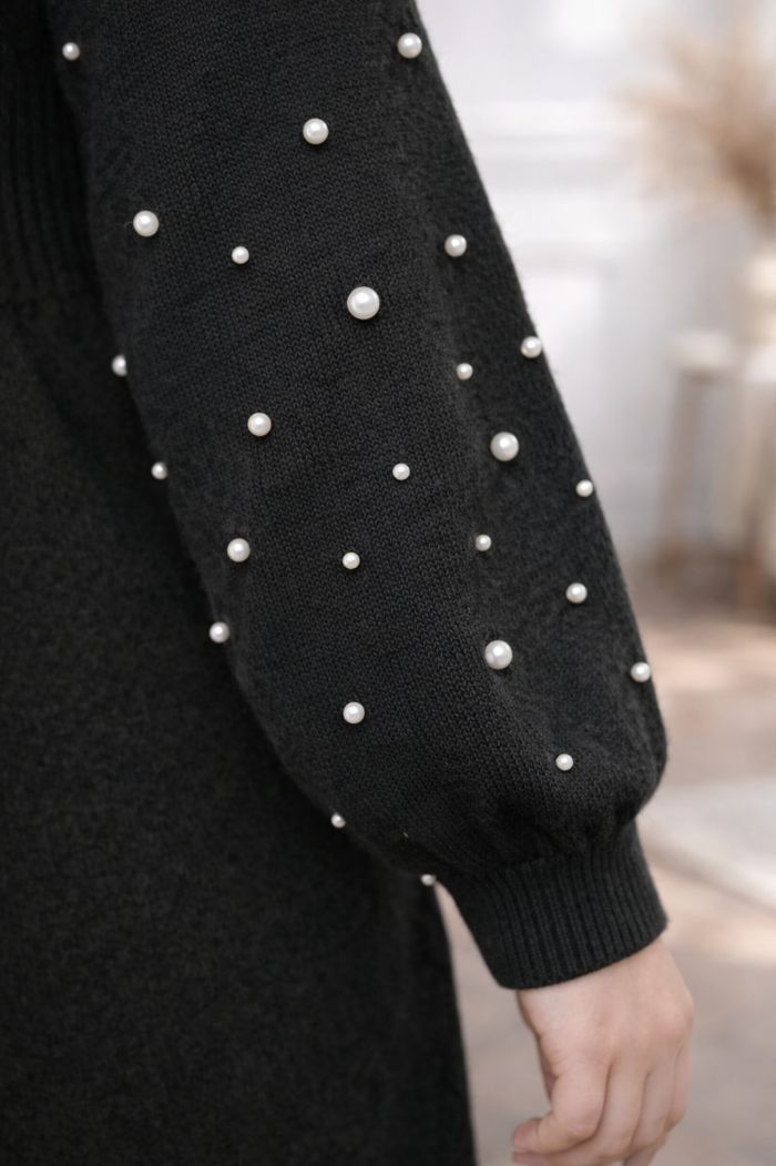 Robe pull en tricot chic noire aux manches perlées Femme taille 52 marque Asos 💍 - photo numéro 3