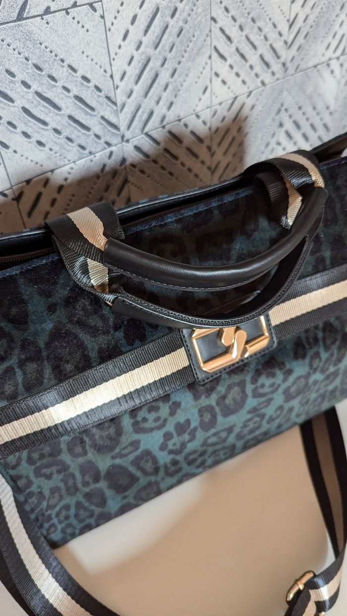 Sac à main cabas neuf vert foncé, bandoulière - photo numéro 2