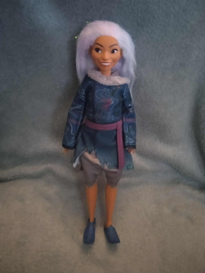 Lot de barbie raya - photo numéro 4