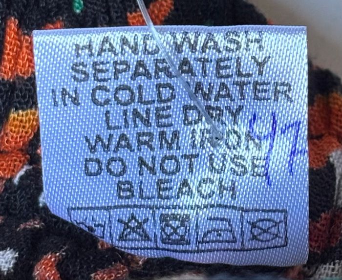 Jupe crêpe rose - photo numéro 4