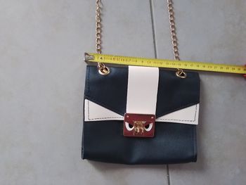 Sac femme à bandoulière  noire et blanc