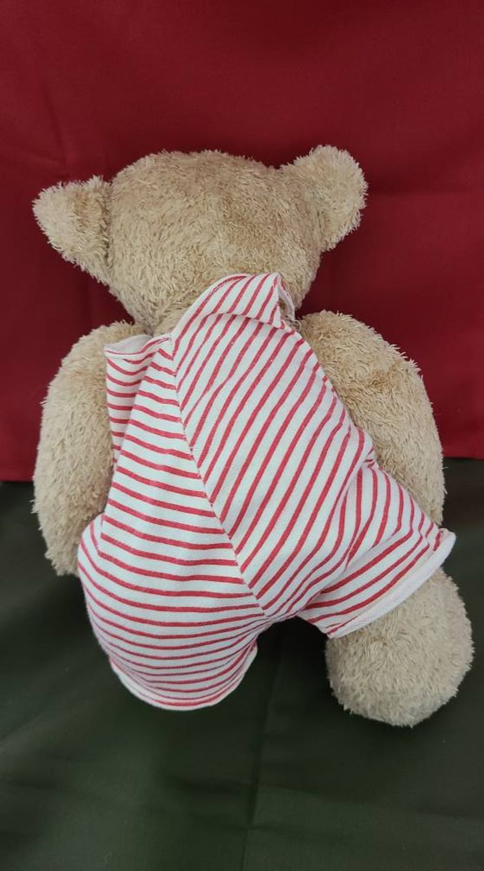 Peluche doudou ours maillot rayé rouge gris 30 cm Sunkid - photo numéro 3