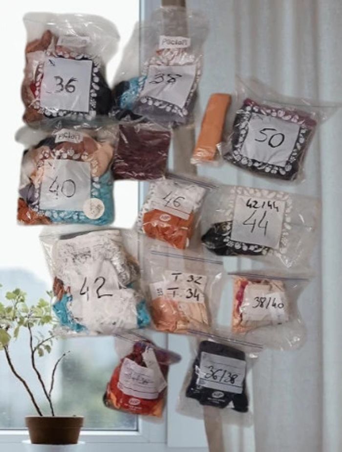 Gros lot spécial revendeur de 63 slips culottes strings - photo numéro 2