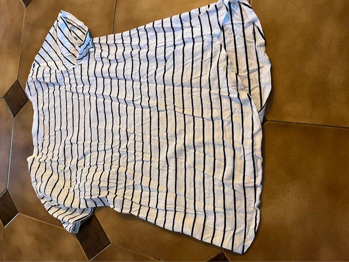 Tee-shirt - photo numéro 2