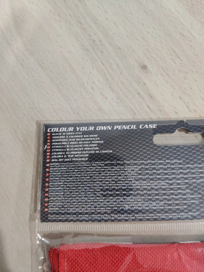 Trousse cars neuve à colorier soi même - photo numéro 3